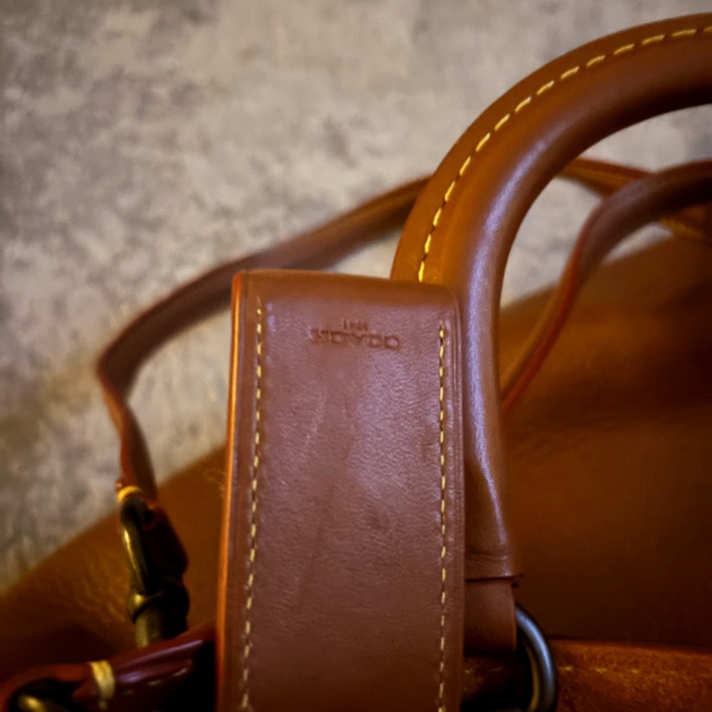 Coach 1941 Rouge 31 - Picture 6 of 12